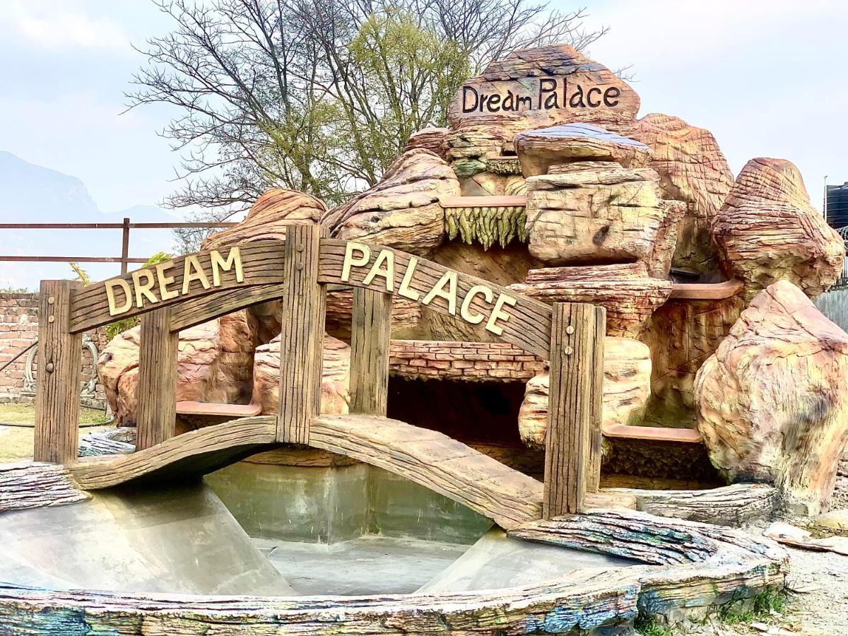 Dream Palace Resort Katmandu Zewnętrze zdjęcie
